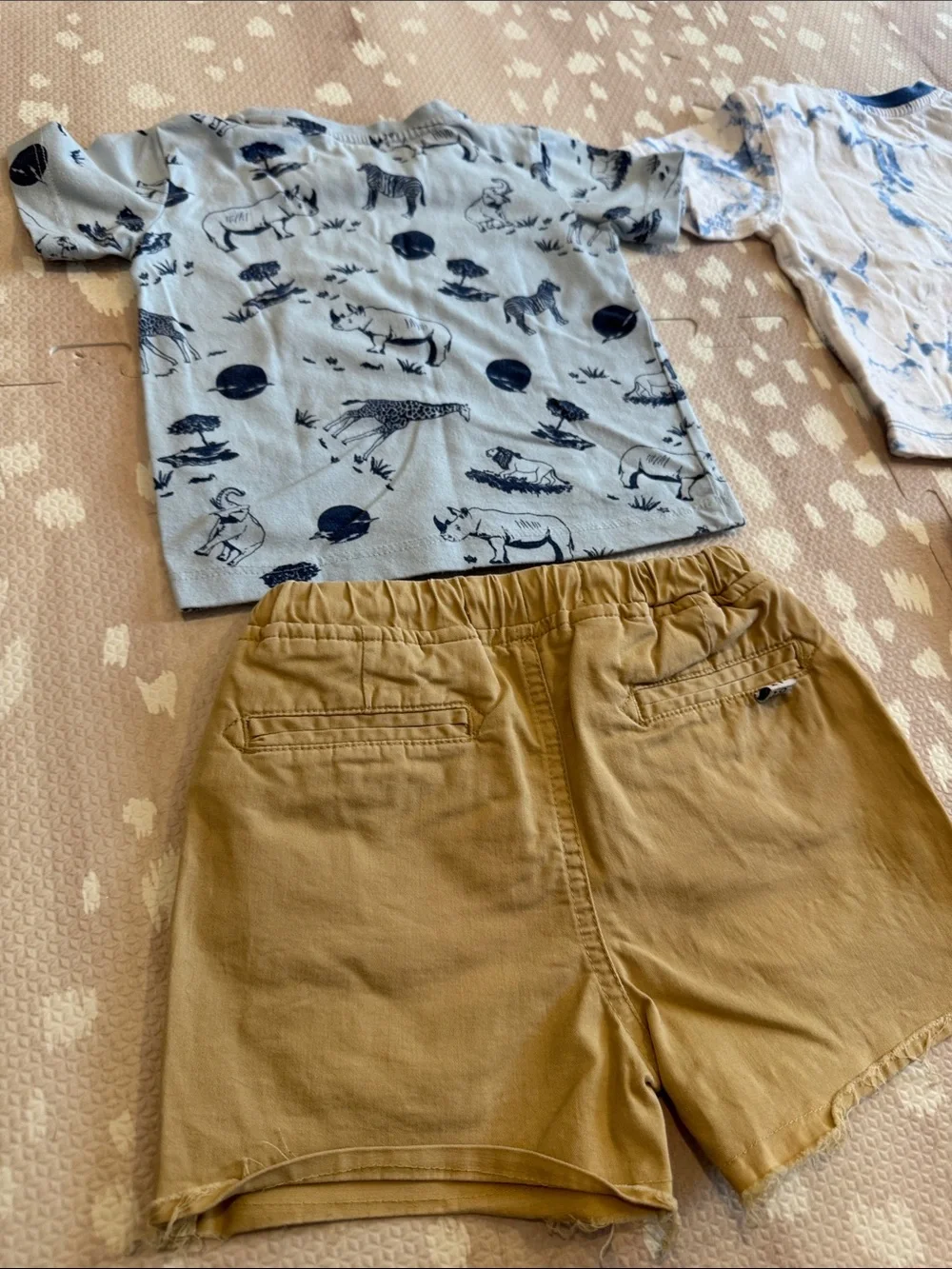 Sovereign Code Boys 18M Bundle 2 Matching Outfits 4 Pc Safari & Marble Sets